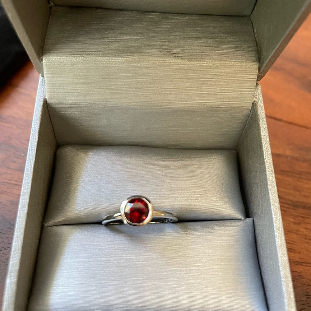 Garnet SS Ring